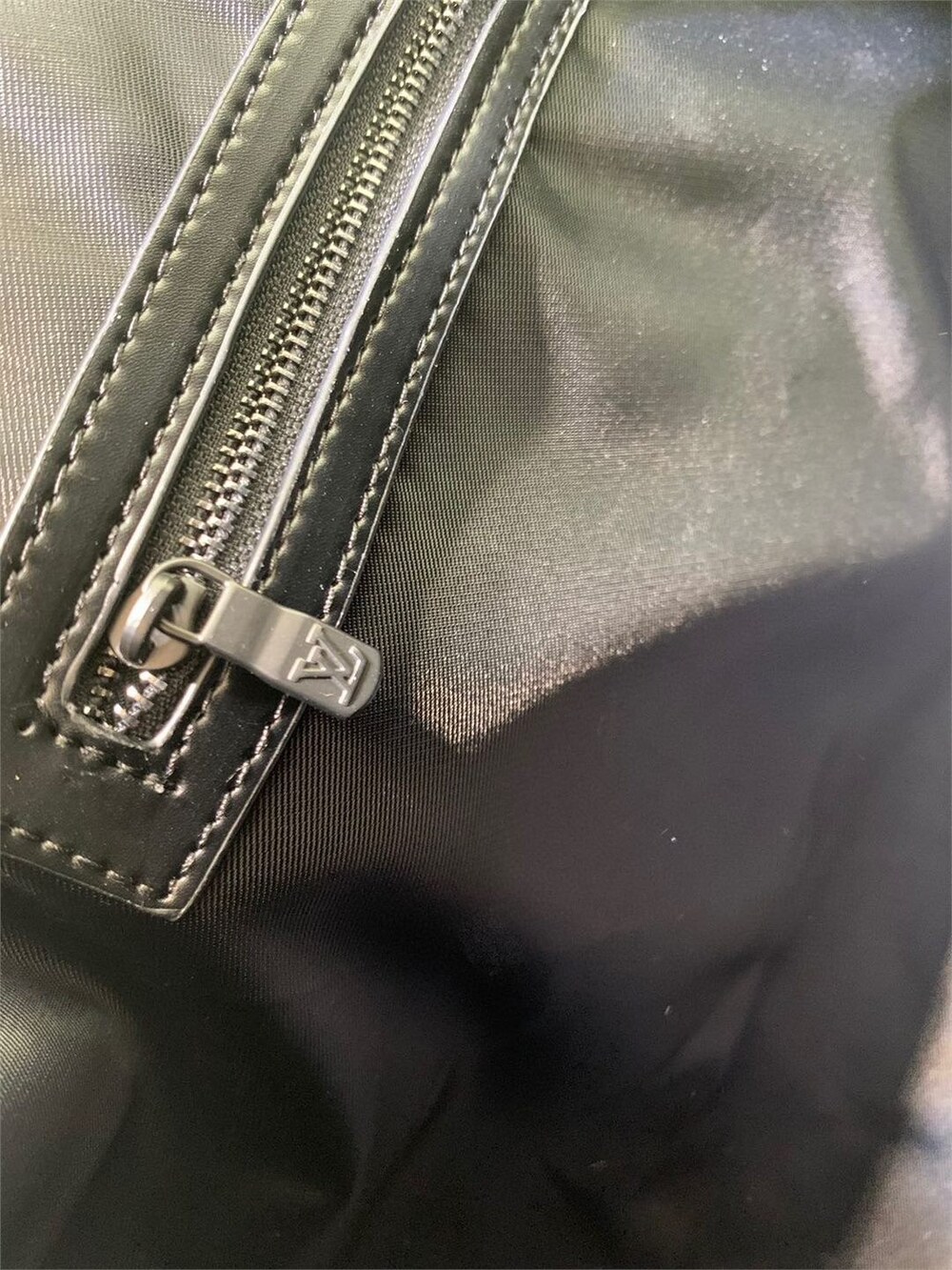 Louis Vuitton Keepall Bandoulière 50 Aerogram Black - Picture 2 of 6